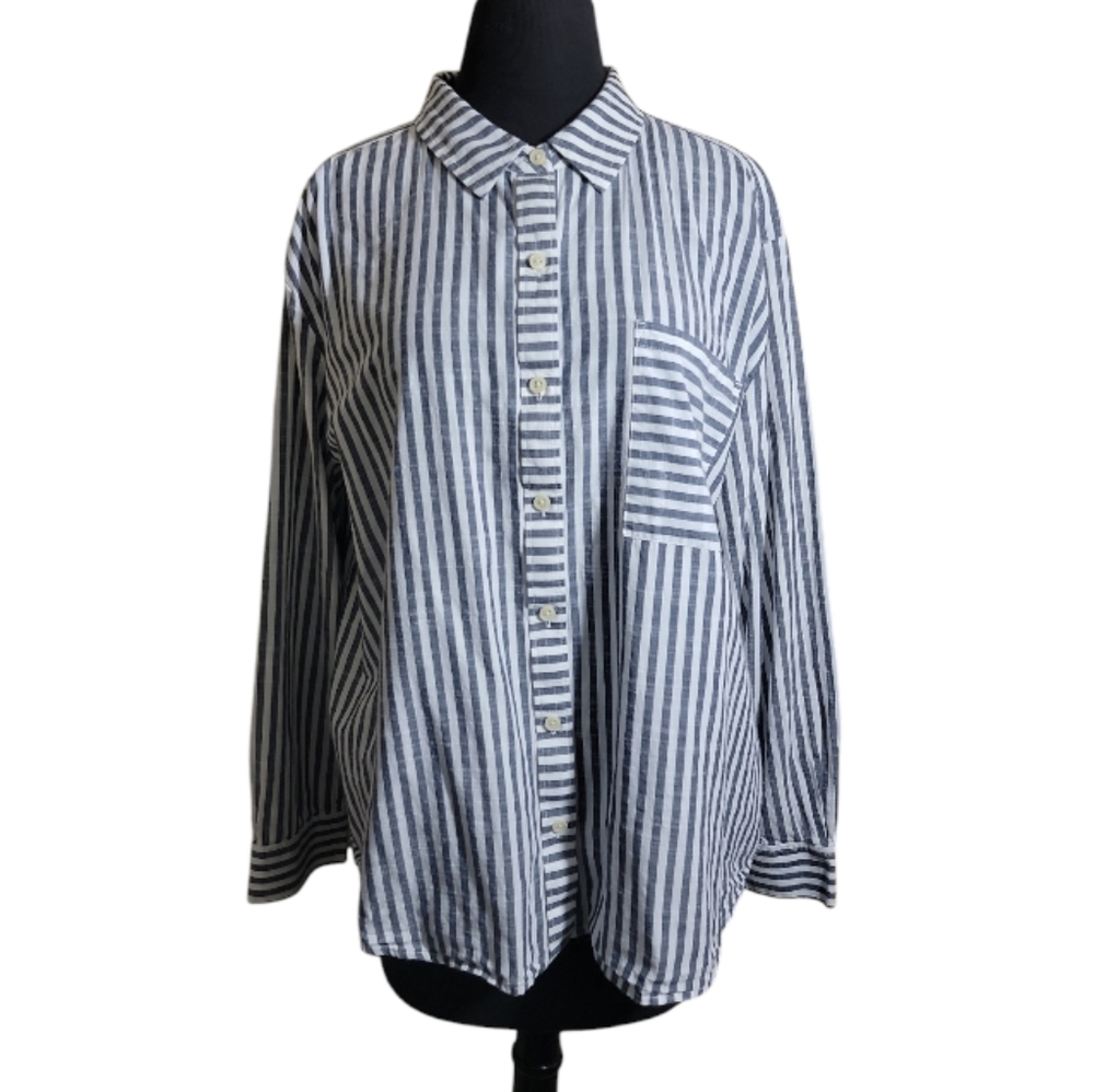Style & Co womens size XL button down gray white striped long sleeve shirt